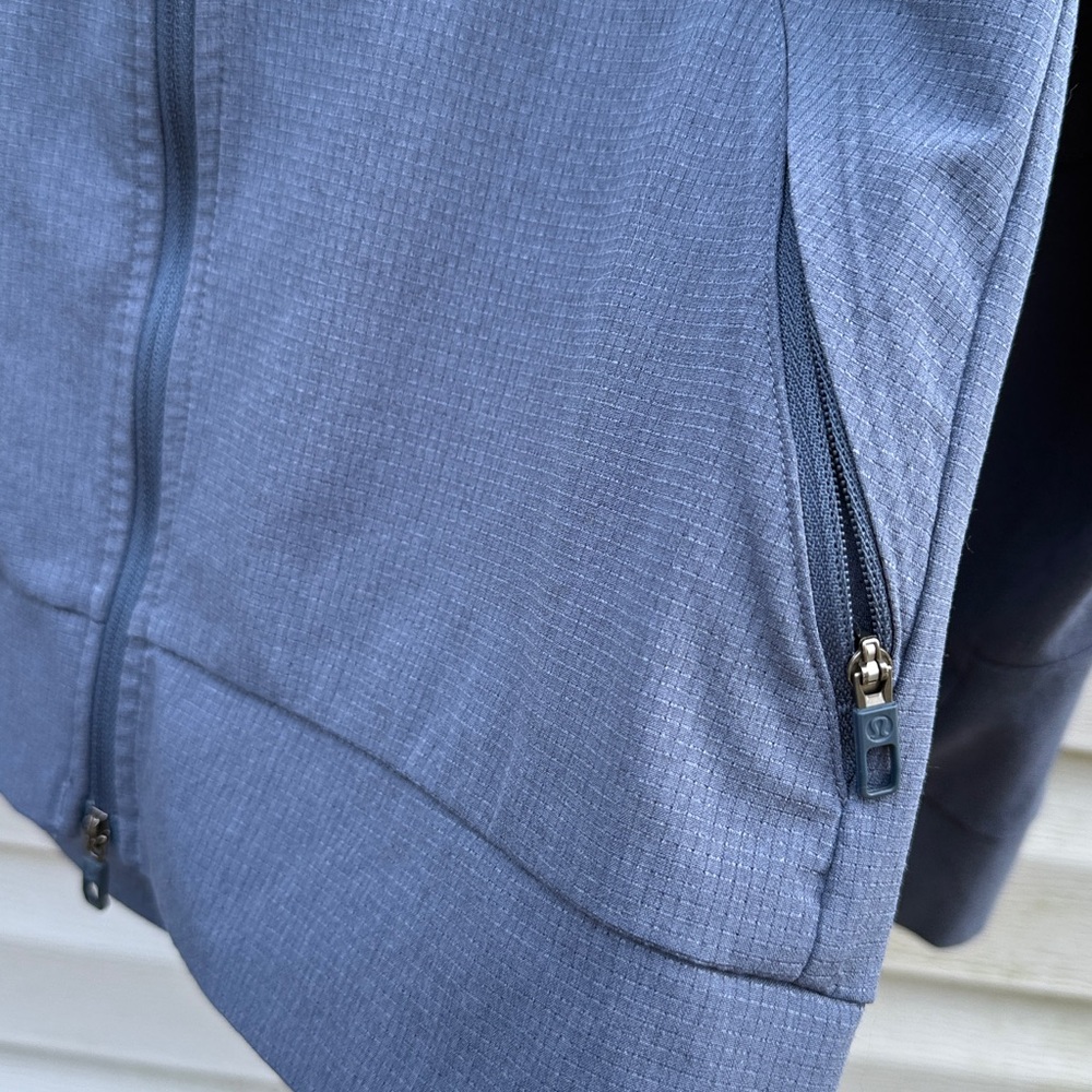 Lululemon | Mens Airing Easy Track Jacket size Small - Picture 2 of 5